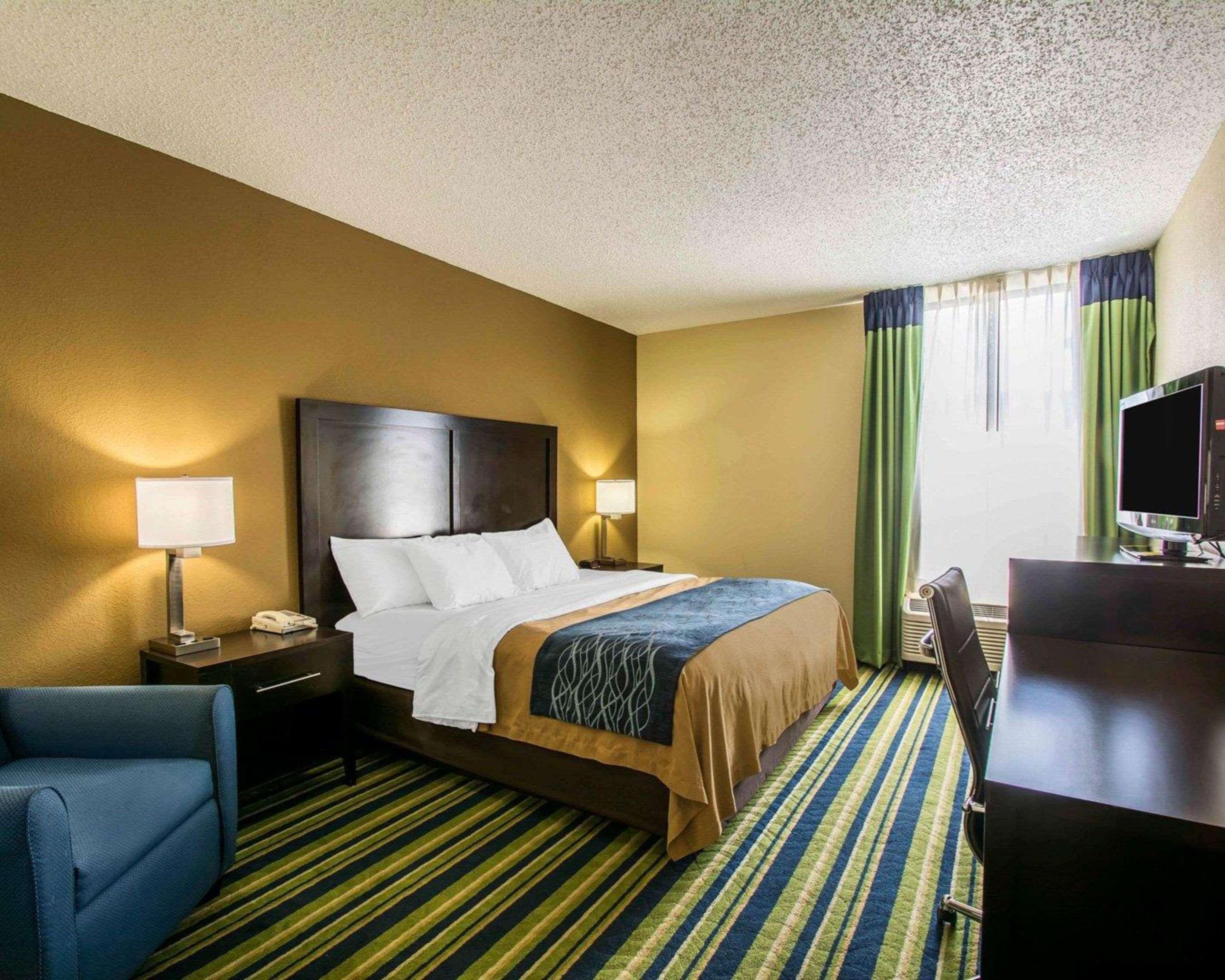 Comfort Inn & Suites Lantana - West Palm Beach South Экстерьер фото