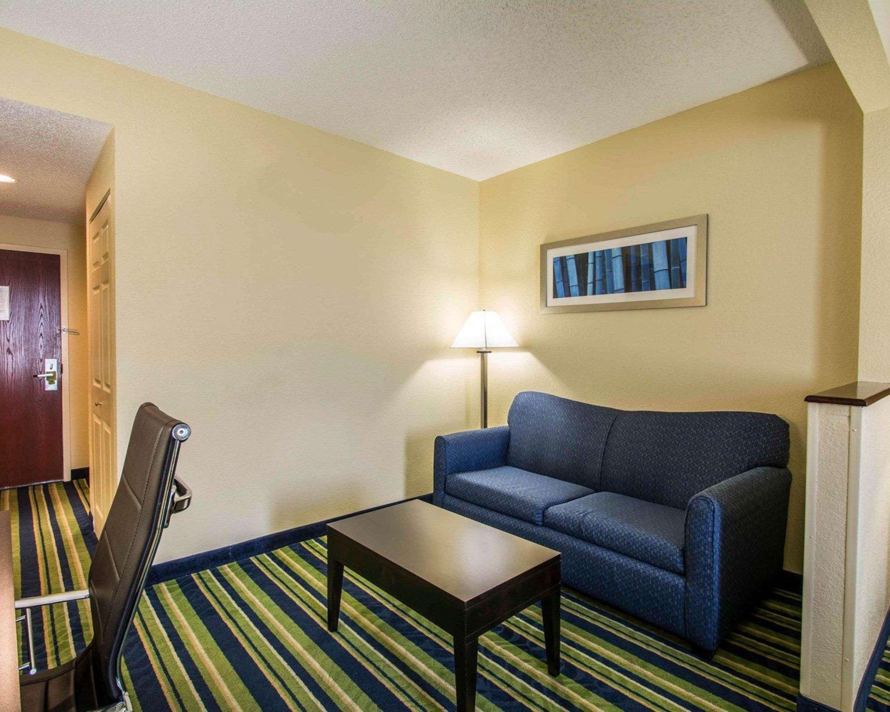 Comfort Inn & Suites Lantana - West Palm Beach South Экстерьер фото