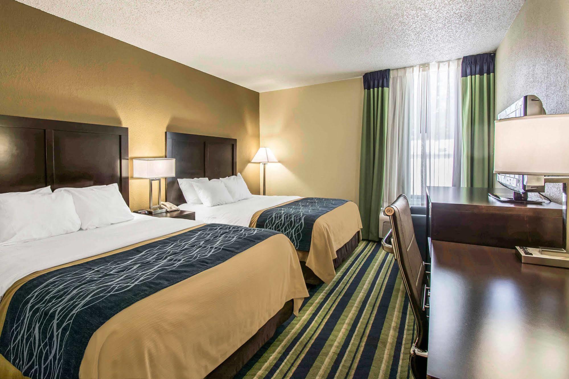 Comfort Inn & Suites Lantana - West Palm Beach South Экстерьер фото